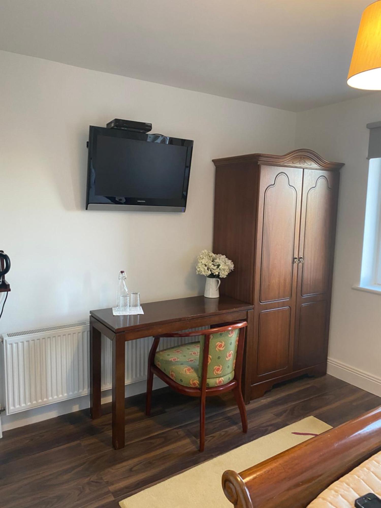 Ashlee Lodge, Shanagarry P25K6R6 Near Ballymaloe House & Garryvoe Hotel Exterior photo